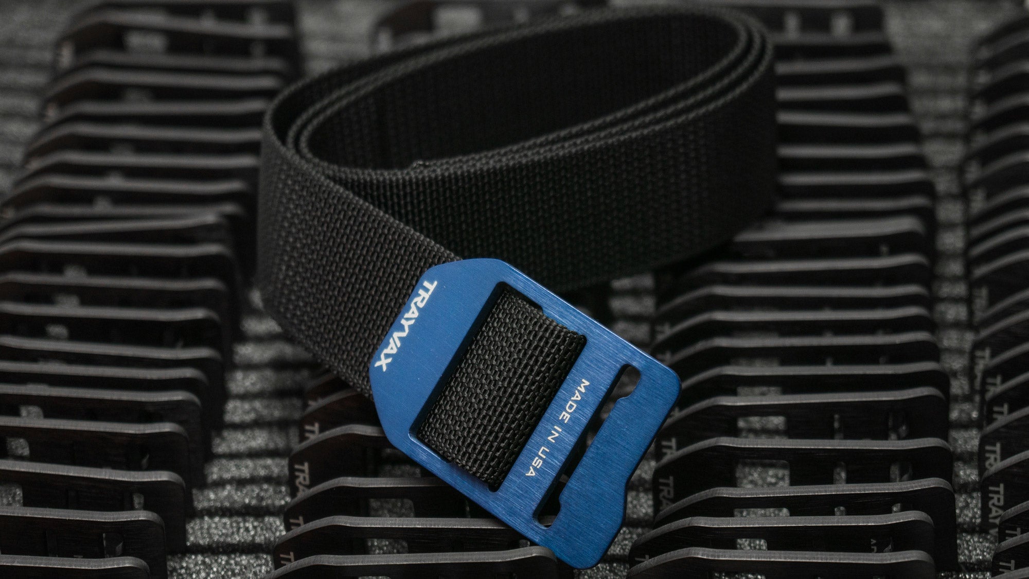 Trayvax | Titanium Cinch Belt